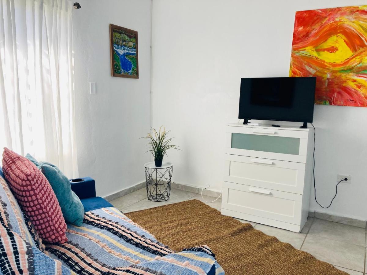 Casita Familiar Con Vista Al Mar Y Piscina Βίλα Αρεσίμπο Εξωτερικό φωτογραφία
